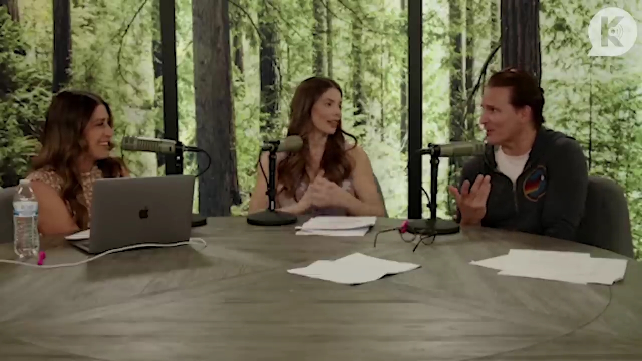 Ashley-Greene-dot-nl_TheTwilightEffect-PeterFacinelliLivestream2956.jpg Ashley-Greene-dot-nl_TheTwilightEffect-PeterFacinelliLivestream2956.jpg