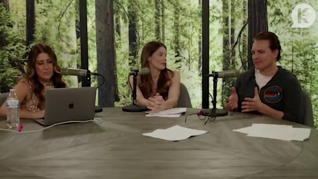 Ashley-Greene-dot-nl_TheTwilightEffect-PeterFacinelliLivestream2979.jpg Ashley-Greene-dot-nl_TheTwilightEffect-PeterFacinelliLivestream2979.jpg