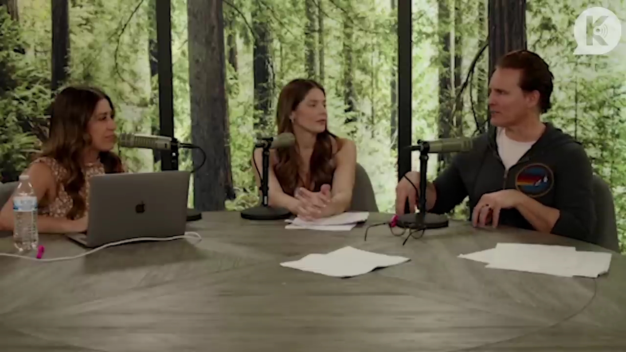 Ashley-Greene-dot-nl_TheTwilightEffect-PeterFacinelliLivestream2988.jpg Ashley-Greene-dot-nl_TheTwilightEffect-PeterFacinelliLivestream2988.jpg