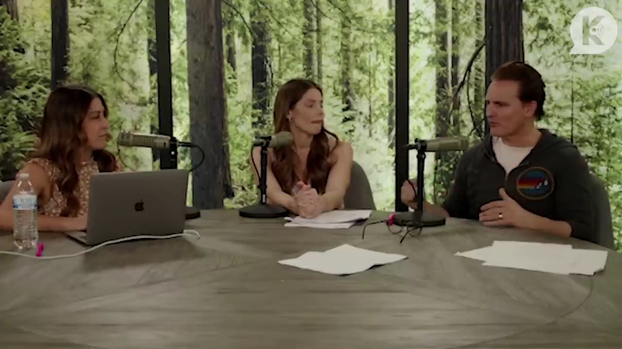 Ashley-Greene-dot-nl_TheTwilightEffect-PeterFacinelliLivestream2996.jpg Ashley-Greene-dot-nl_TheTwilightEffect-PeterFacinelliLivestream2996.jpg