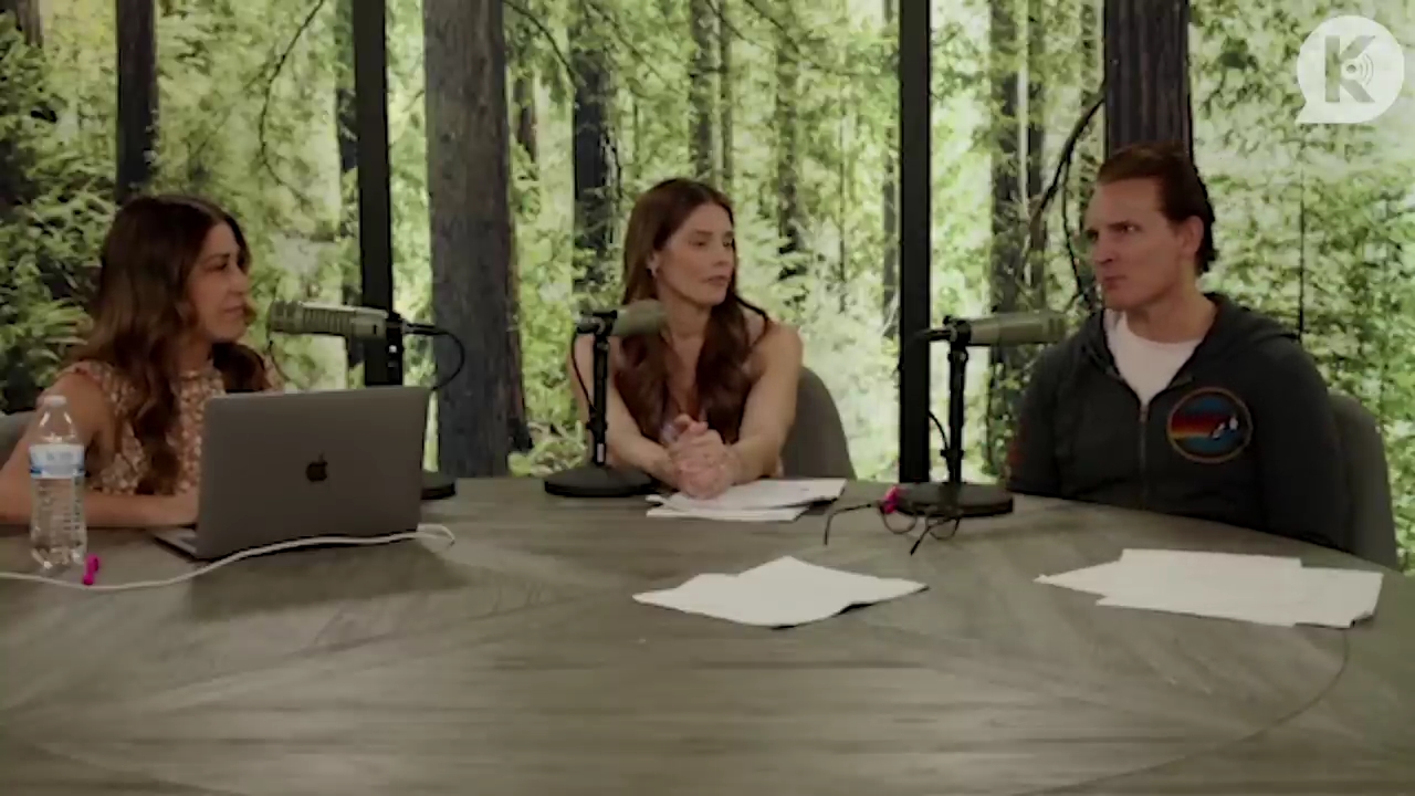 Ashley-Greene-dot-nl_TheTwilightEffect-PeterFacinelliLivestream3001.jpg Ashley-Greene-dot-nl_TheTwilightEffect-PeterFacinelliLivestream3001.jpg