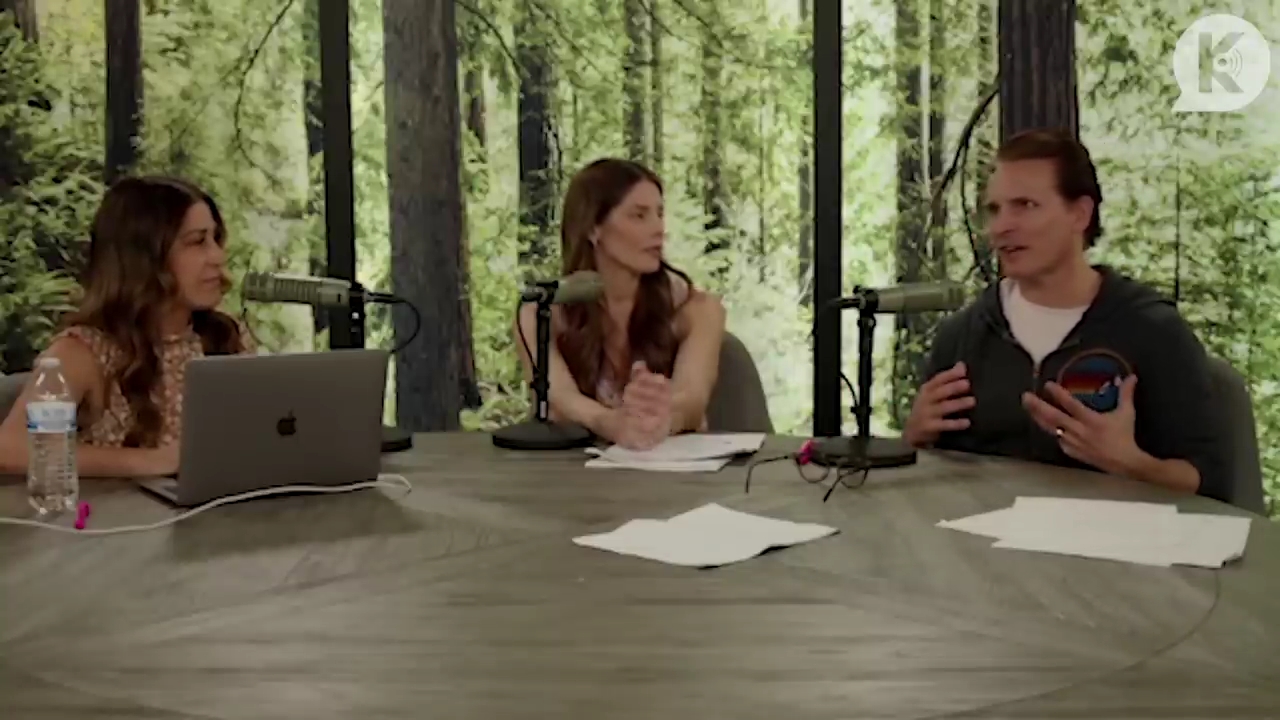 Ashley-Greene-dot-nl_TheTwilightEffect-PeterFacinelliLivestream3002.jpg Ashley-Greene-dot-nl_TheTwilightEffect-PeterFacinelliLivestream3002.jpg