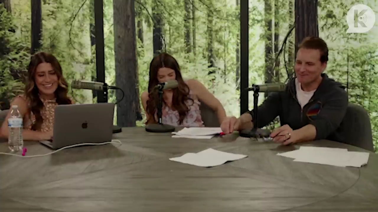 Ashley-Greene-dot-nl_TheTwilightEffect-PeterFacinelliLivestream3052.jpg Ashley-Greene-dot-nl_TheTwilightEffect-PeterFacinelliLivestream3052.jpg