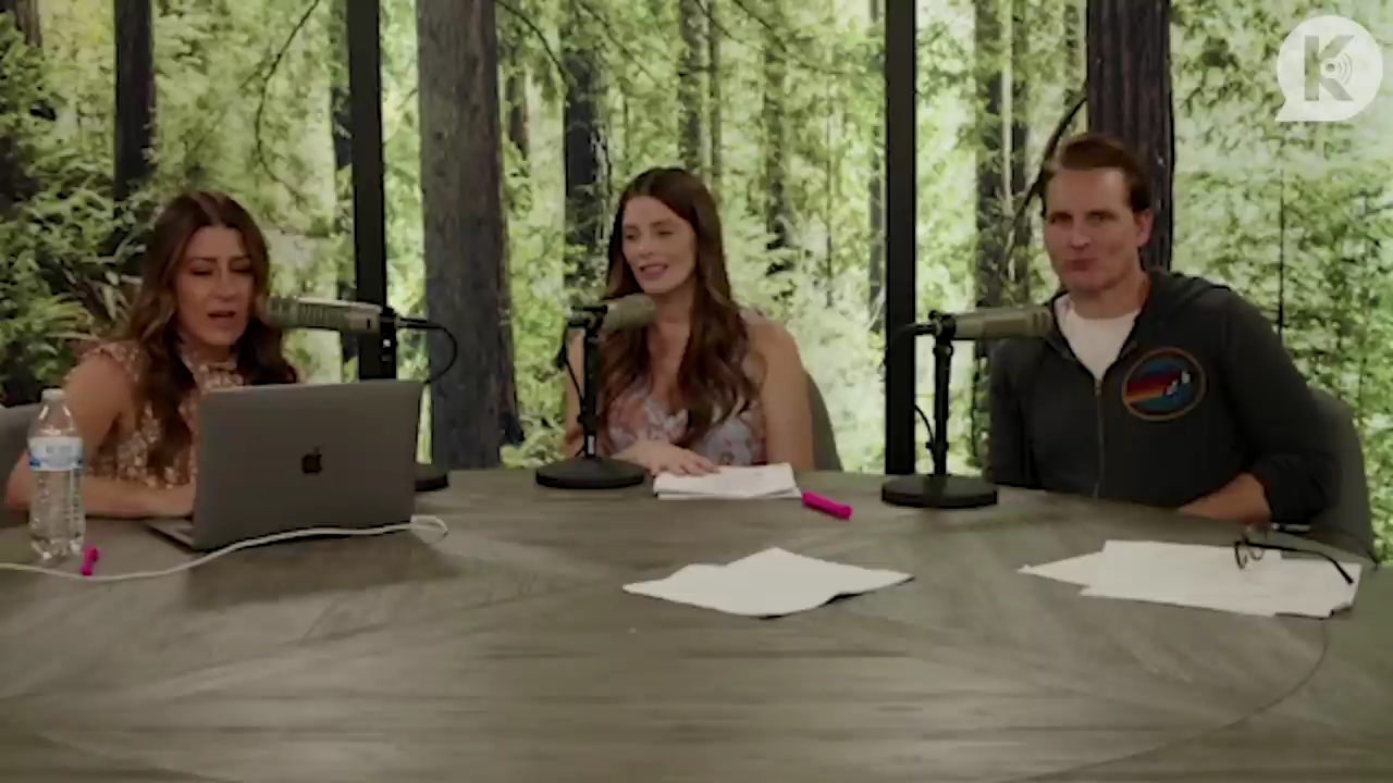 Ashley-Greene-dot-nl_TheTwilightEffect-PeterFacinelliLivestream3065.jpg Ashley-Greene-dot-nl_TheTwilightEffect-PeterFacinelliLivestream3065.jpg