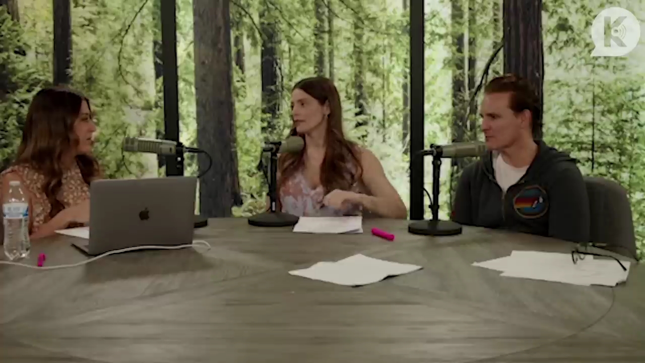 Ashley-Greene-dot-nl_TheTwilightEffect-PeterFacinelliLivestream3303.jpg Ashley-Greene-dot-nl_TheTwilightEffect-PeterFacinelliLivestream3303.jpg