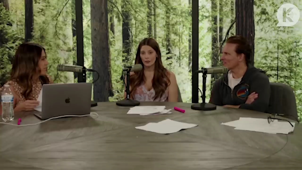 Ashley-Greene-dot-nl_TheTwilightEffect-PeterFacinelliLivestream3356.jpg
