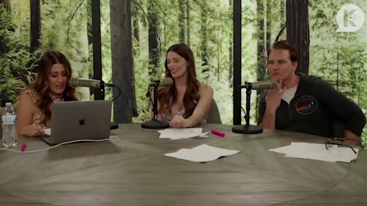 Ashley-Greene-dot-nl_TheTwilightEffect-PeterFacinelliLivestream3483.jpg Ashley-Greene-dot-nl_TheTwilightEffect-PeterFacinelliLivestream3483.jpg