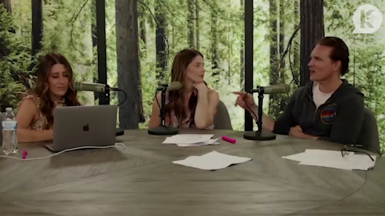 Ashley-Greene-dot-nl_TheTwilightEffect-PeterFacinelliLivestream3528.jpg