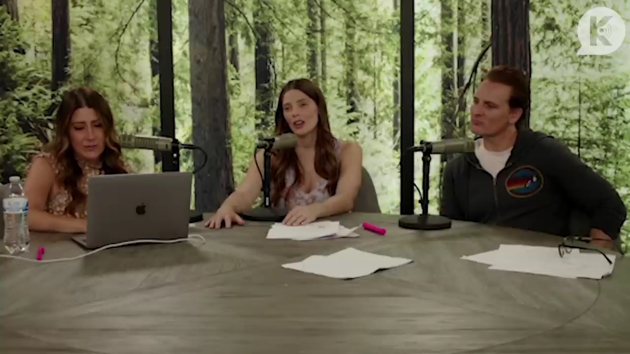 Ashley-Greene-dot-nl_TheTwilightEffect-PeterFacinelliLivestream3620.jpg Ashley-Greene-dot-nl_TheTwilightEffect-PeterFacinelliLivestream3620.jpg