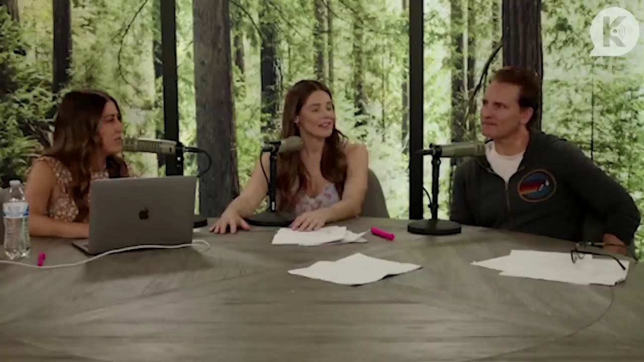 Ashley-Greene-dot-nl_TheTwilightEffect-PeterFacinelliLivestream3626.jpg Ashley-Greene-dot-nl_TheTwilightEffect-PeterFacinelliLivestream3626.jpg