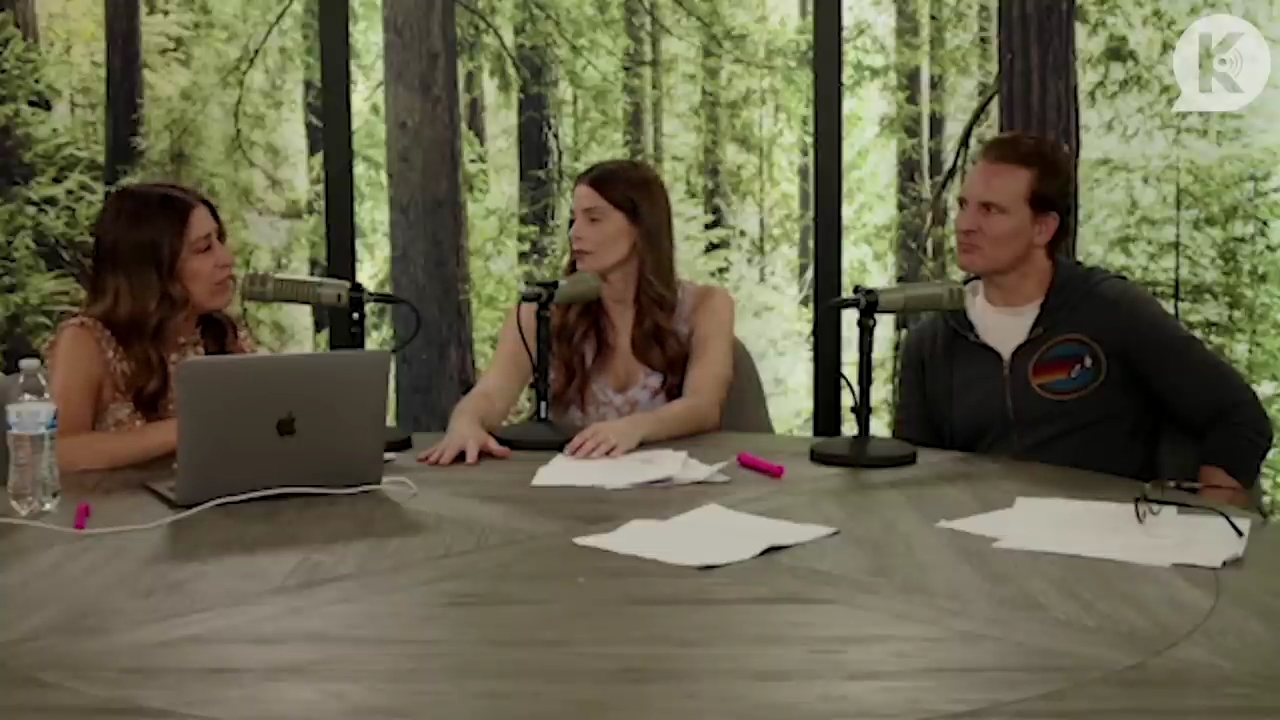 Ashley-Greene-dot-nl_TheTwilightEffect-PeterFacinelliLivestream3639.jpg Ashley-Greene-dot-nl_TheTwilightEffect-PeterFacinelliLivestream3639.jpg