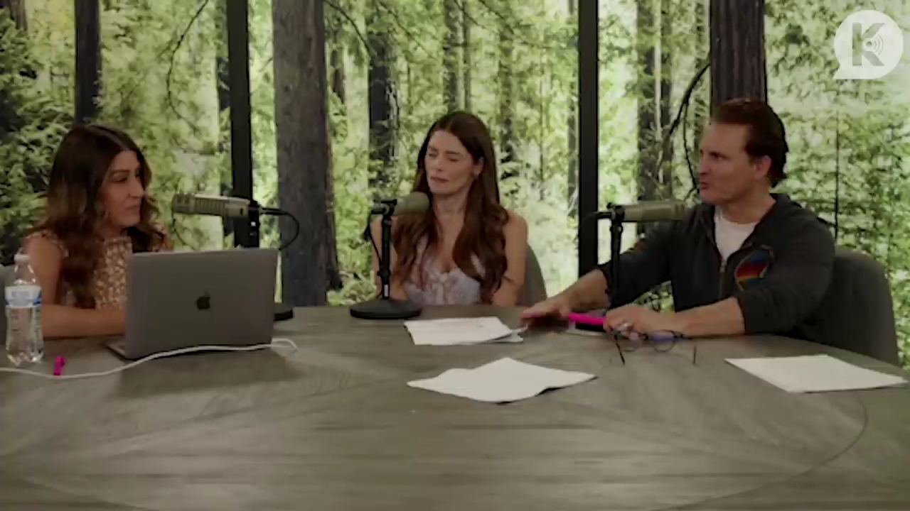 Ashley-Greene-dot-nl_TheTwilightEffect-PeterFacinelliLivestream3718.jpg Ashley-Greene-dot-nl_TheTwilightEffect-PeterFacinelliLivestream3718.jpg