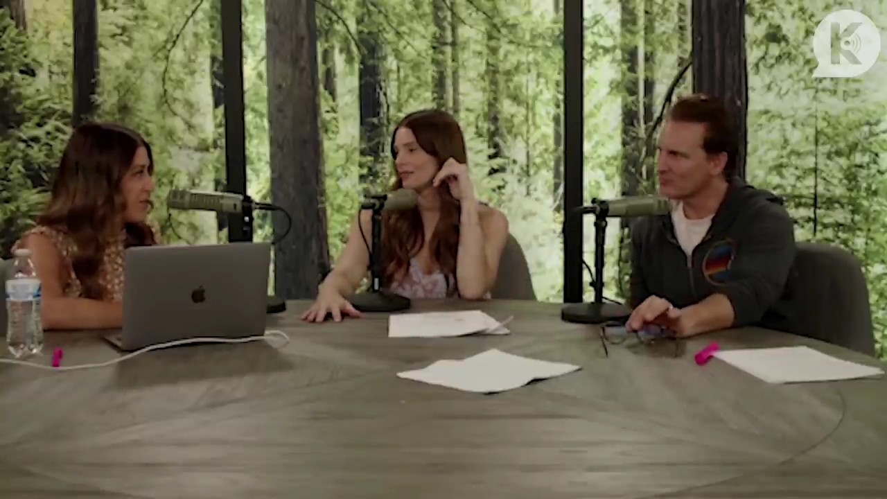 Ashley-Greene-dot-nl_TheTwilightEffect-PeterFacinelliLivestream3818.jpg Ashley-Greene-dot-nl_TheTwilightEffect-PeterFacinelliLivestream3818.jpg