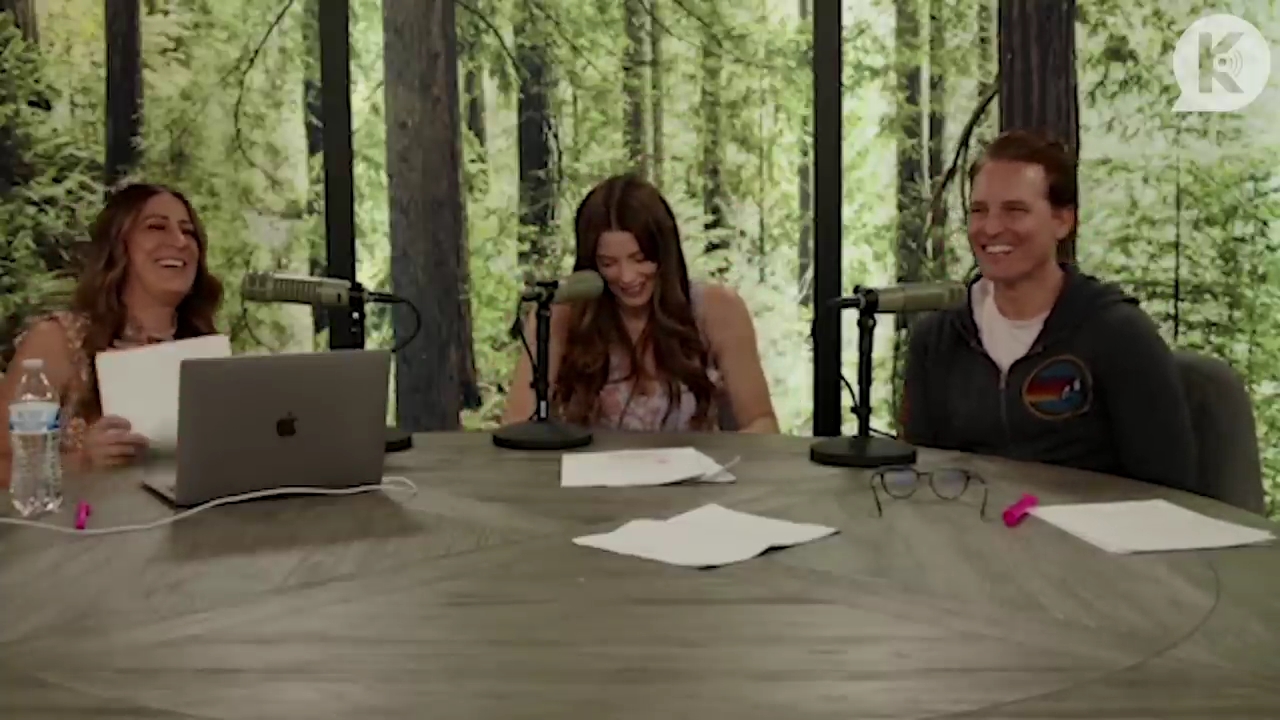 Ashley-Greene-dot-nl_TheTwilightEffect-PeterFacinelliLivestream3839.jpg Ashley-Greene-dot-nl_TheTwilightEffect-PeterFacinelliLivestream3839.jpg