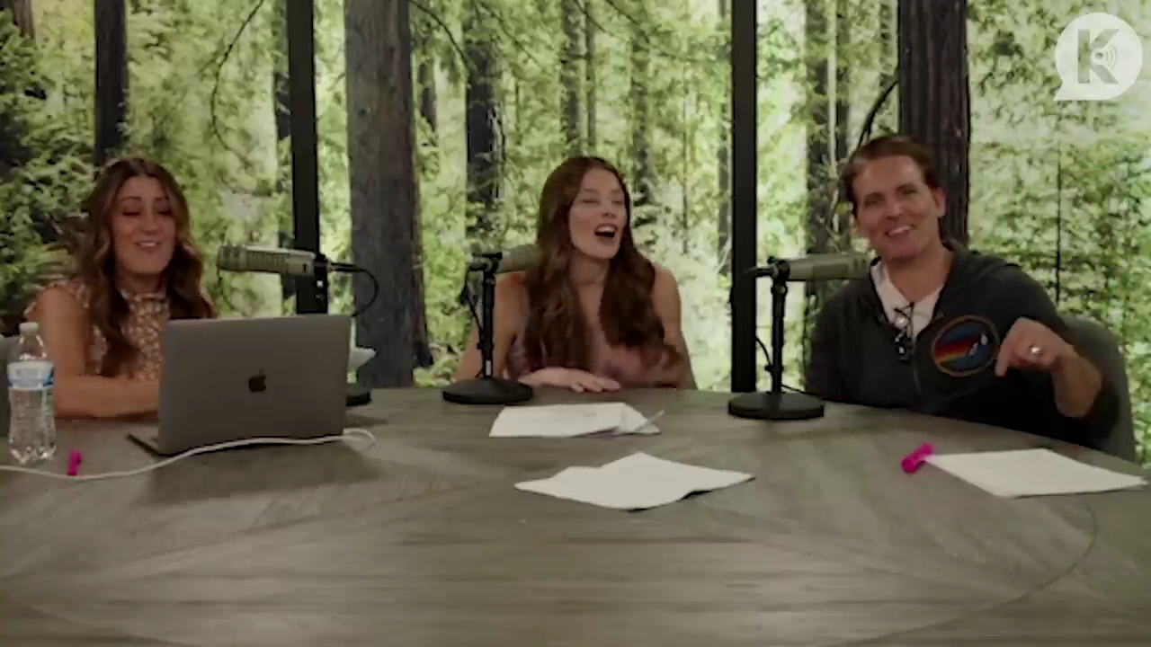 Ashley-Greene-dot-nl_TheTwilightEffect-PeterFacinelliLivestream3887.jpg Ashley-Greene-dot-nl_TheTwilightEffect-PeterFacinelliLivestream3887.jpg