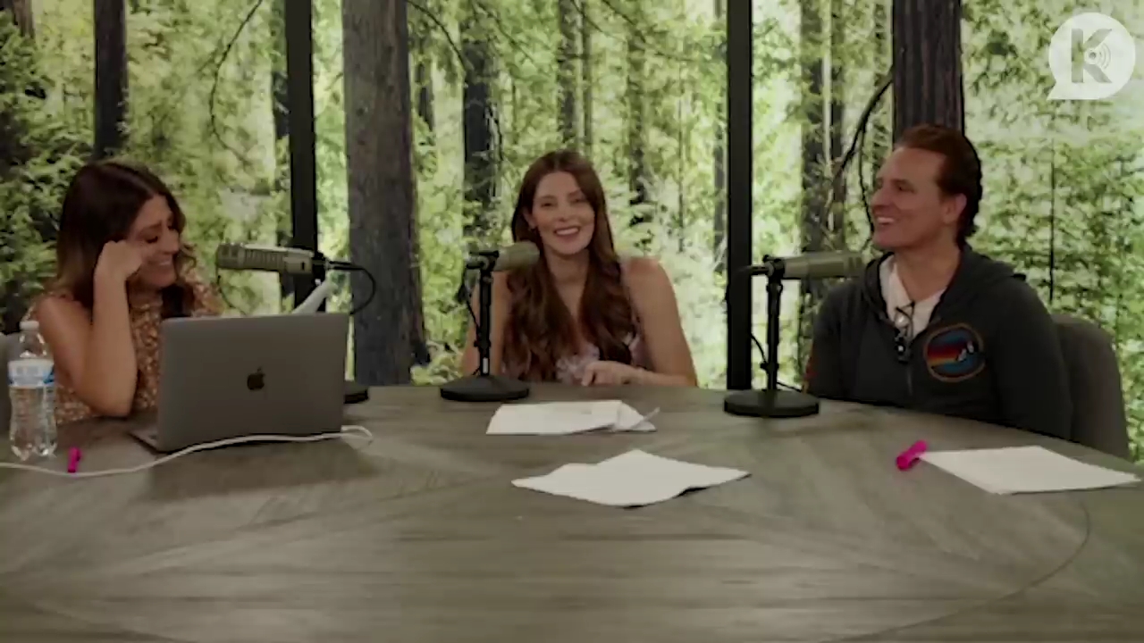 Ashley-Greene-dot-nl_TheTwilightEffect-PeterFacinelliLivestream3915.jpg Ashley-Greene-dot-nl_TheTwilightEffect-PeterFacinelliLivestream3915.jpg