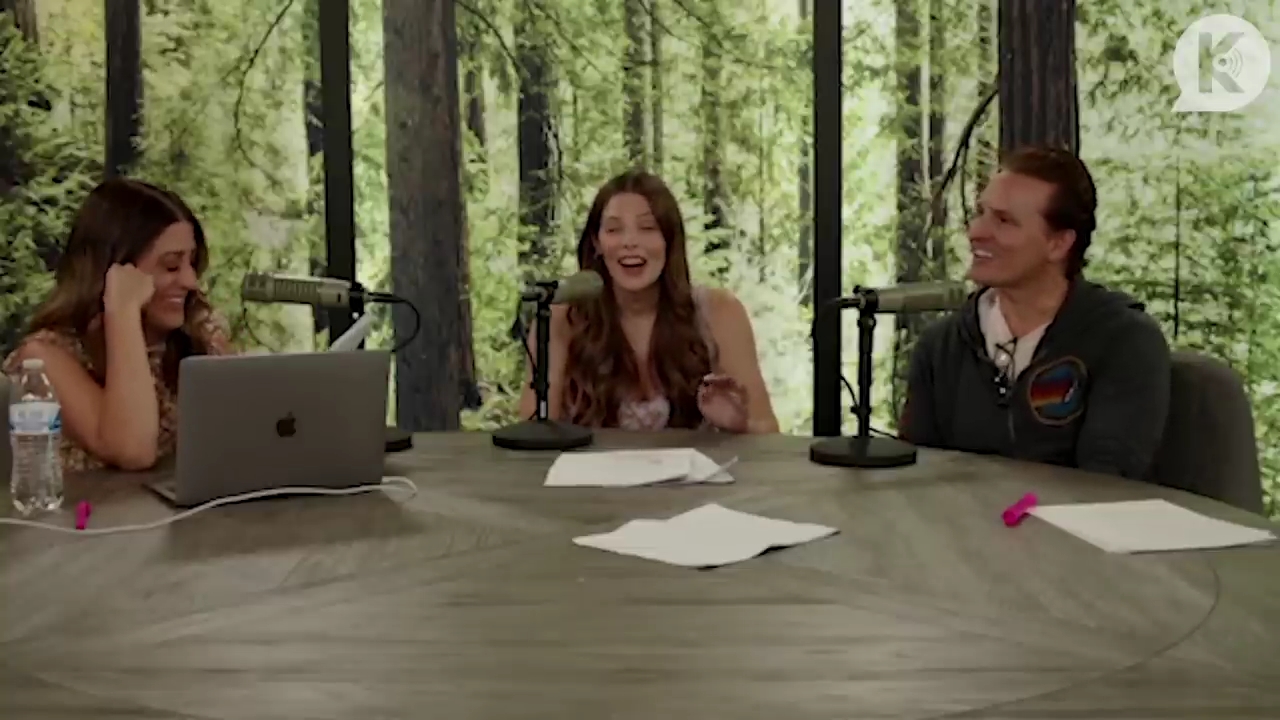 Ashley-Greene-dot-nl_TheTwilightEffect-PeterFacinelliLivestream3923.jpg Ashley-Greene-dot-nl_TheTwilightEffect-PeterFacinelliLivestream3923.jpg