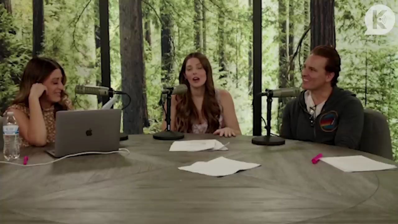 Ashley-Greene-dot-nl_TheTwilightEffect-PeterFacinelliLivestream3925.jpg Ashley-Greene-dot-nl_TheTwilightEffect-PeterFacinelliLivestream3925.jpg