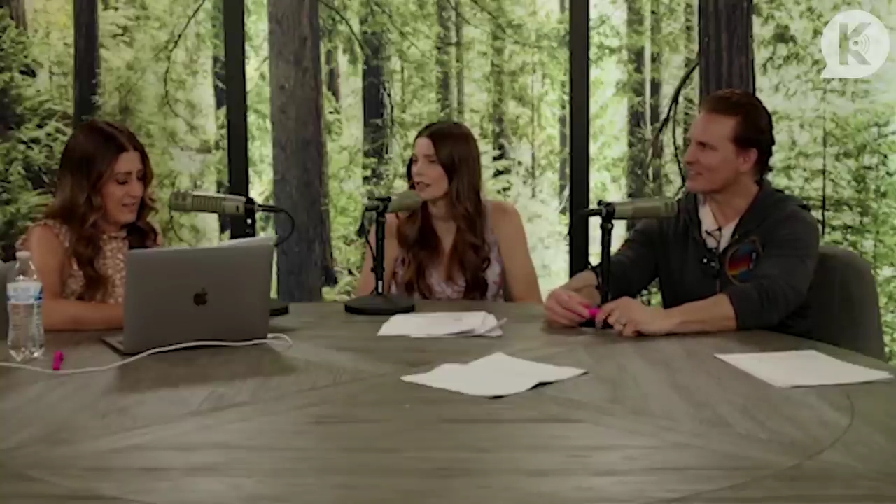 Ashley-Greene-dot-nl_TheTwilightEffect-PeterFacinelliLivestream4029.jpg Ashley-Greene-dot-nl_TheTwilightEffect-PeterFacinelliLivestream4029.jpg