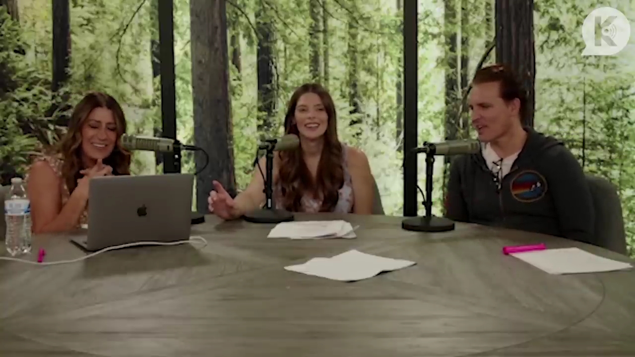 Ashley-Greene-dot-nl_TheTwilightEffect-PeterFacinelliLivestream4042.jpg Ashley-Greene-dot-nl_TheTwilightEffect-PeterFacinelliLivestream4042.jpg