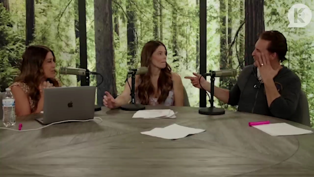 Ashley-Greene-dot-nl_TheTwilightEffect-PeterFacinelliLivestream4045.jpg Ashley-Greene-dot-nl_TheTwilightEffect-PeterFacinelliLivestream4045.jpg