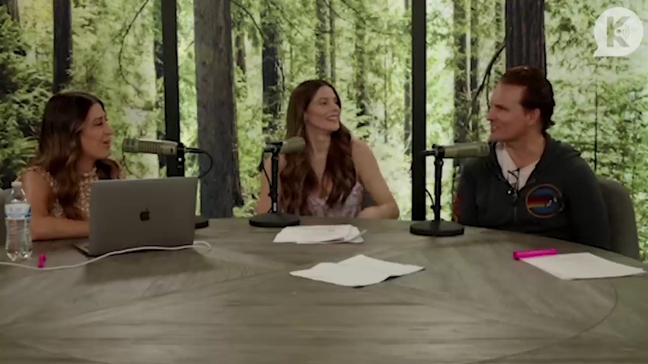 Ashley-Greene-dot-nl_TheTwilightEffect-PeterFacinelliLivestream4075.jpg Ashley-Greene-dot-nl_TheTwilightEffect-PeterFacinelliLivestream4075.jpg