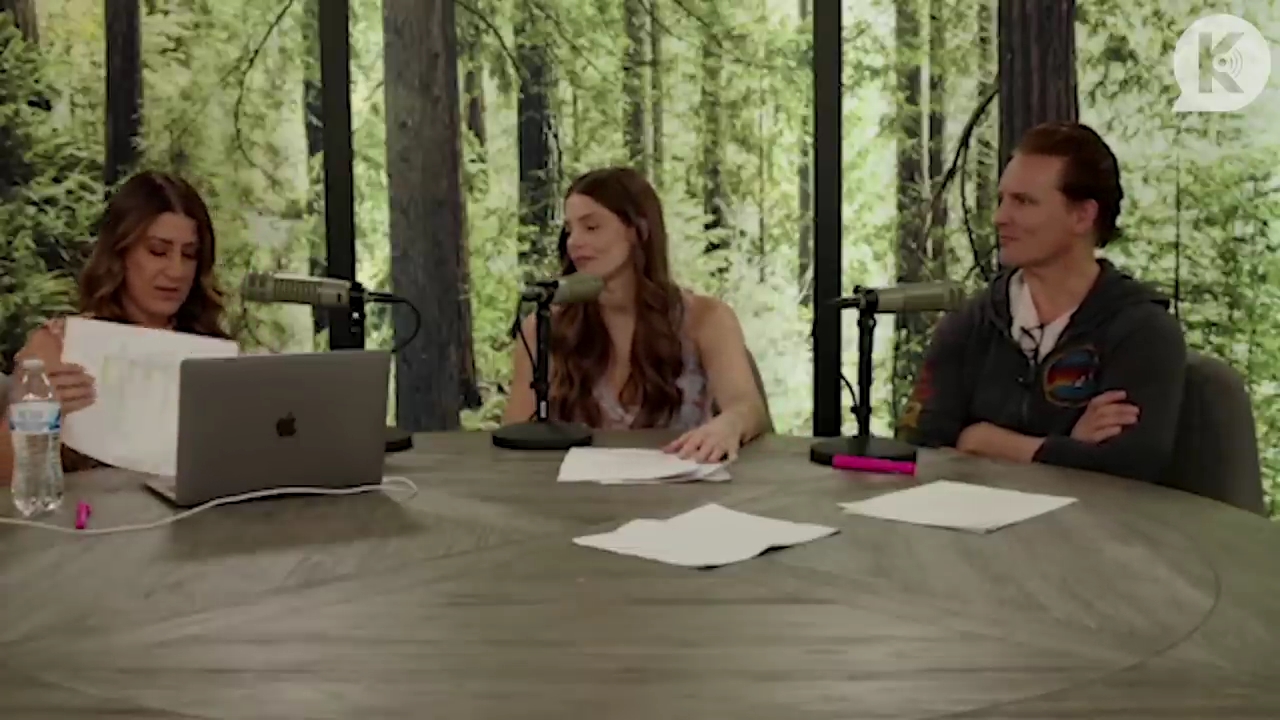 Ashley-Greene-dot-nl_TheTwilightEffect-PeterFacinelliLivestream4134.jpg Ashley-Greene-dot-nl_TheTwilightEffect-PeterFacinelliLivestream4134.jpg