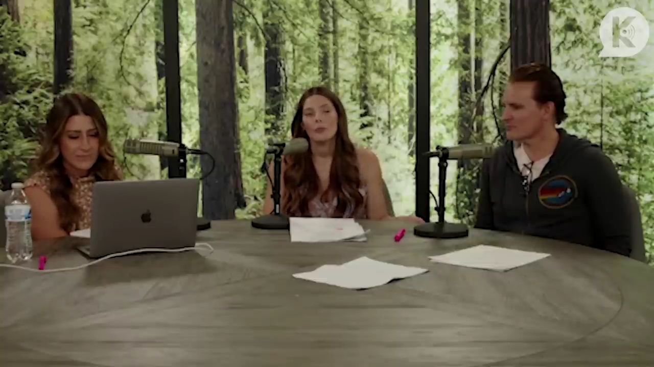 Ashley-Greene-dot-nl_TheTwilightEffect-PeterFacinelliLivestream4154.jpg Ashley-Greene-dot-nl_TheTwilightEffect-PeterFacinelliLivestream4154.jpg