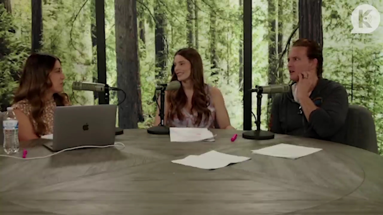 Ashley-Greene-dot-nl_TheTwilightEffect-PeterFacinelliLivestream4179.jpg