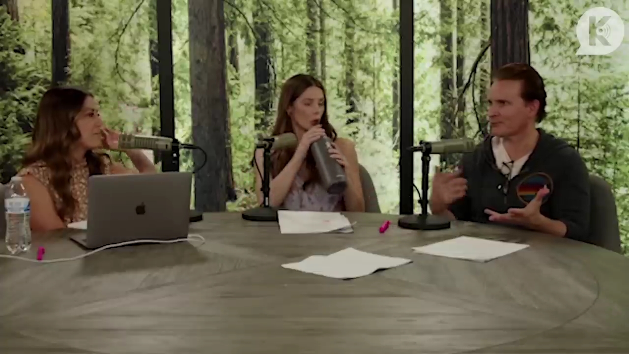 Ashley-Greene-dot-nl_TheTwilightEffect-PeterFacinelliLivestream4198.jpg Ashley-Greene-dot-nl_TheTwilightEffect-PeterFacinelliLivestream4198.jpg