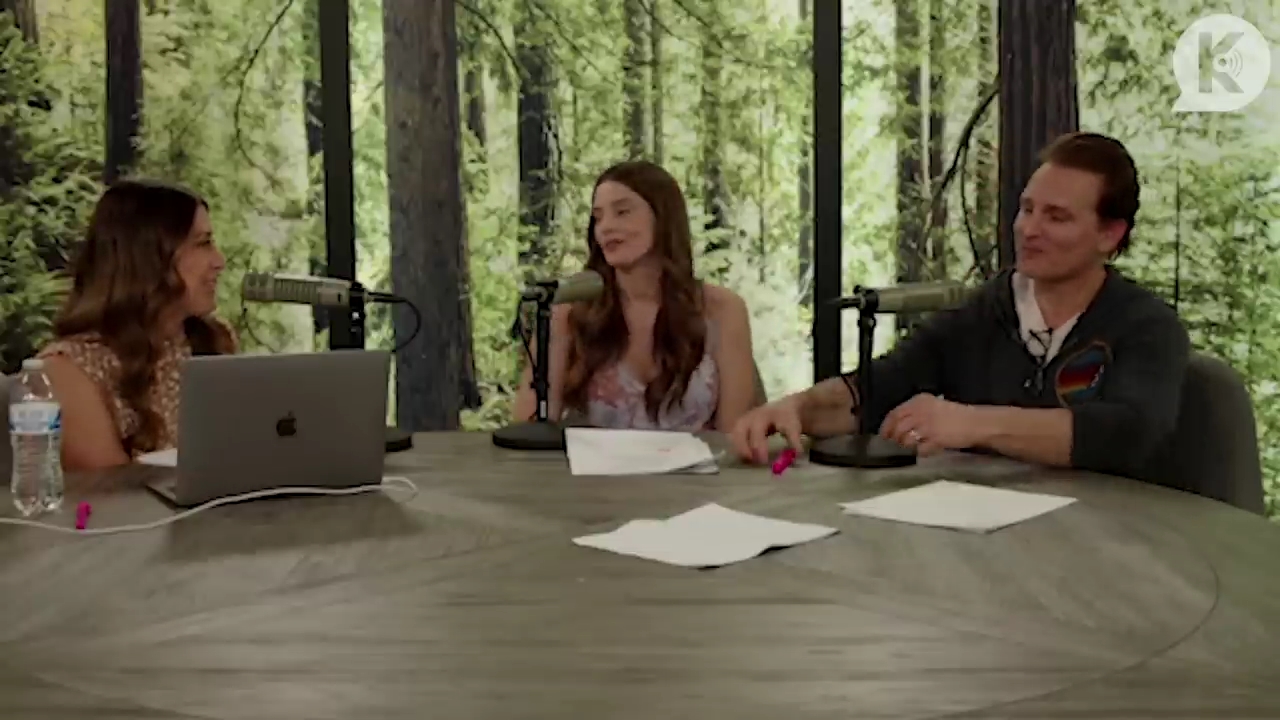 Ashley-Greene-dot-nl_TheTwilightEffect-PeterFacinelliLivestream4215.jpg Ashley-Greene-dot-nl_TheTwilightEffect-PeterFacinelliLivestream4215.jpg