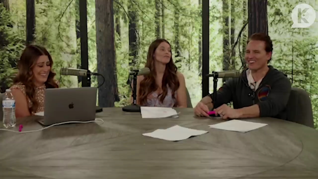 Ashley-Greene-dot-nl_TheTwilightEffect-PeterFacinelliLivestream4223.jpg Ashley-Greene-dot-nl_TheTwilightEffect-PeterFacinelliLivestream4223.jpg