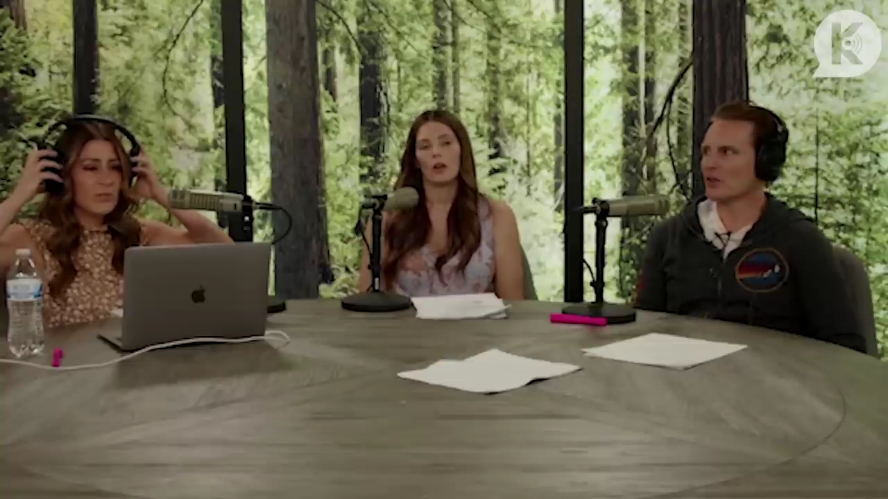 Ashley-Greene-dot-nl_TheTwilightEffect-PeterFacinelliLivestream4301.jpg Ashley-Greene-dot-nl_TheTwilightEffect-PeterFacinelliLivestream4301.jpg