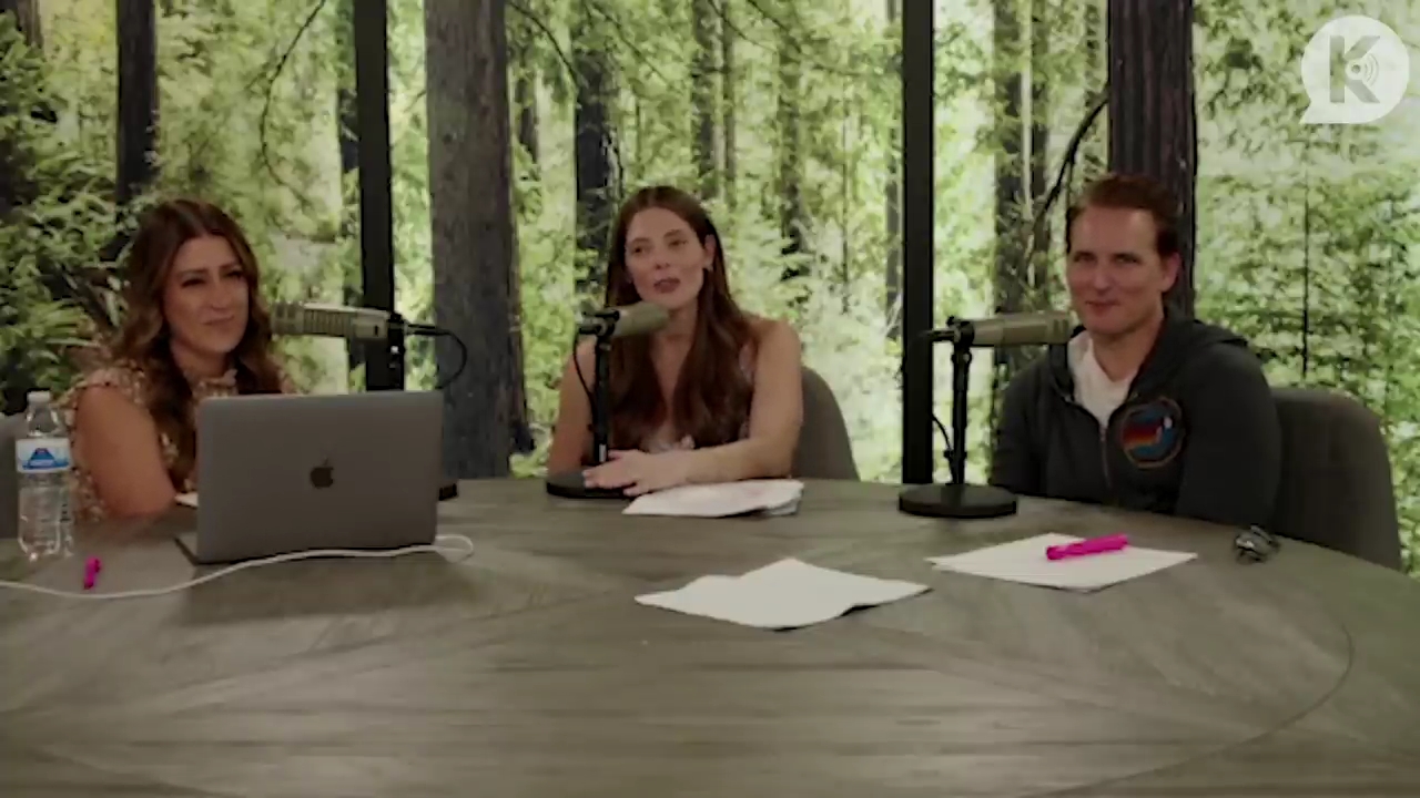 Ashley-Greene-dot-nl_TheTwilightEffect-PeterFacinelliLivestream4550.jpg