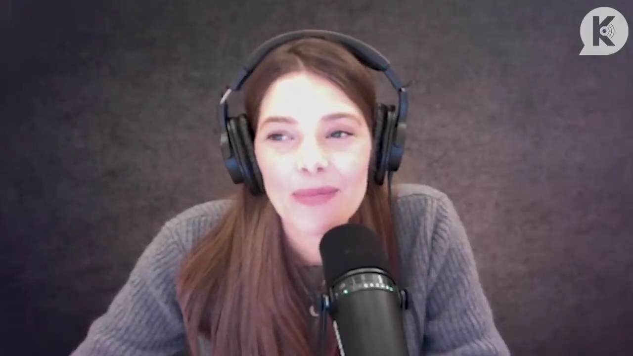 Ashley-Greene-dot-nl_TheTwilightEffect-PeterFacinelliLivestream4653.jpg