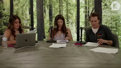Ashley-Greene-dot-nl_TheTwilightEffect-PeterFacinelliLivestream2567.jpg