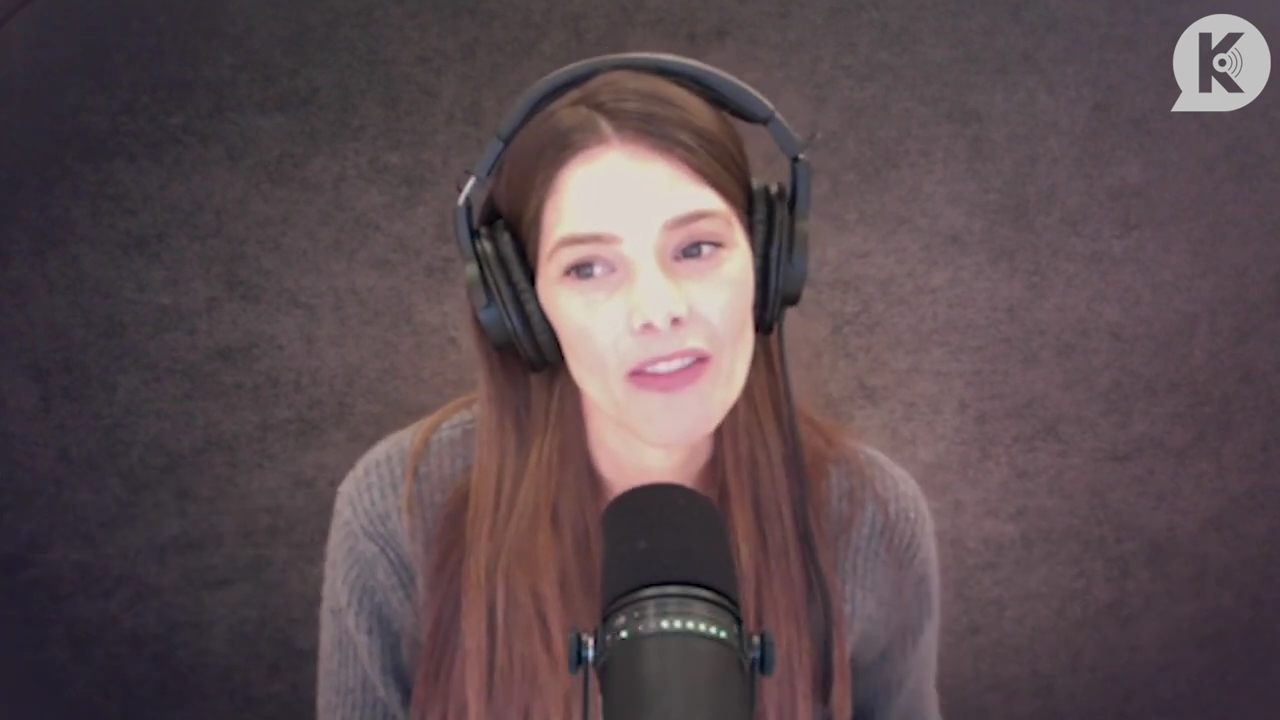 Ashley-Greene-dot-nl_TheTwilightEffect-PeterFacinelliLivestreamQA0025.jpg