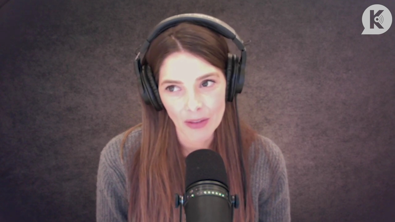 Ashley-Greene-dot-nl_TheTwilightEffect-PeterFacinelliLivestreamQA0032.jpg