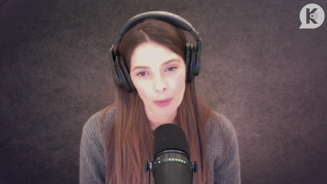 Ashley-Greene-dot-nl_TheTwilightEffect-PeterFacinelliLivestreamQA0033.jpg