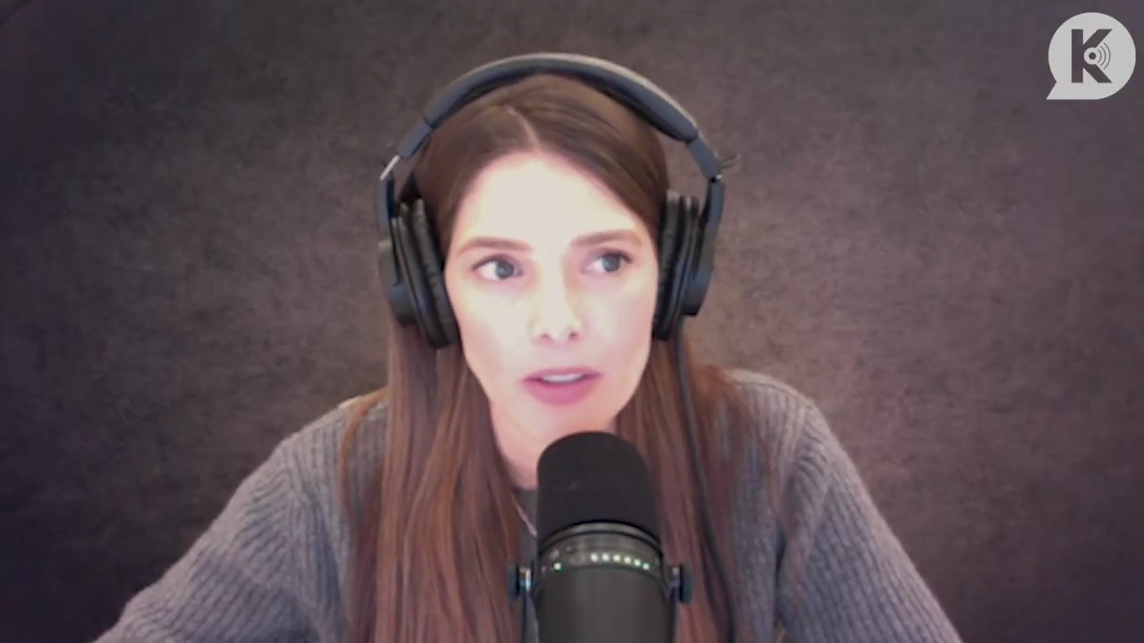 Ashley-Greene-dot-nl_TheTwilightEffect-PeterFacinelliLivestreamQA0037.jpg