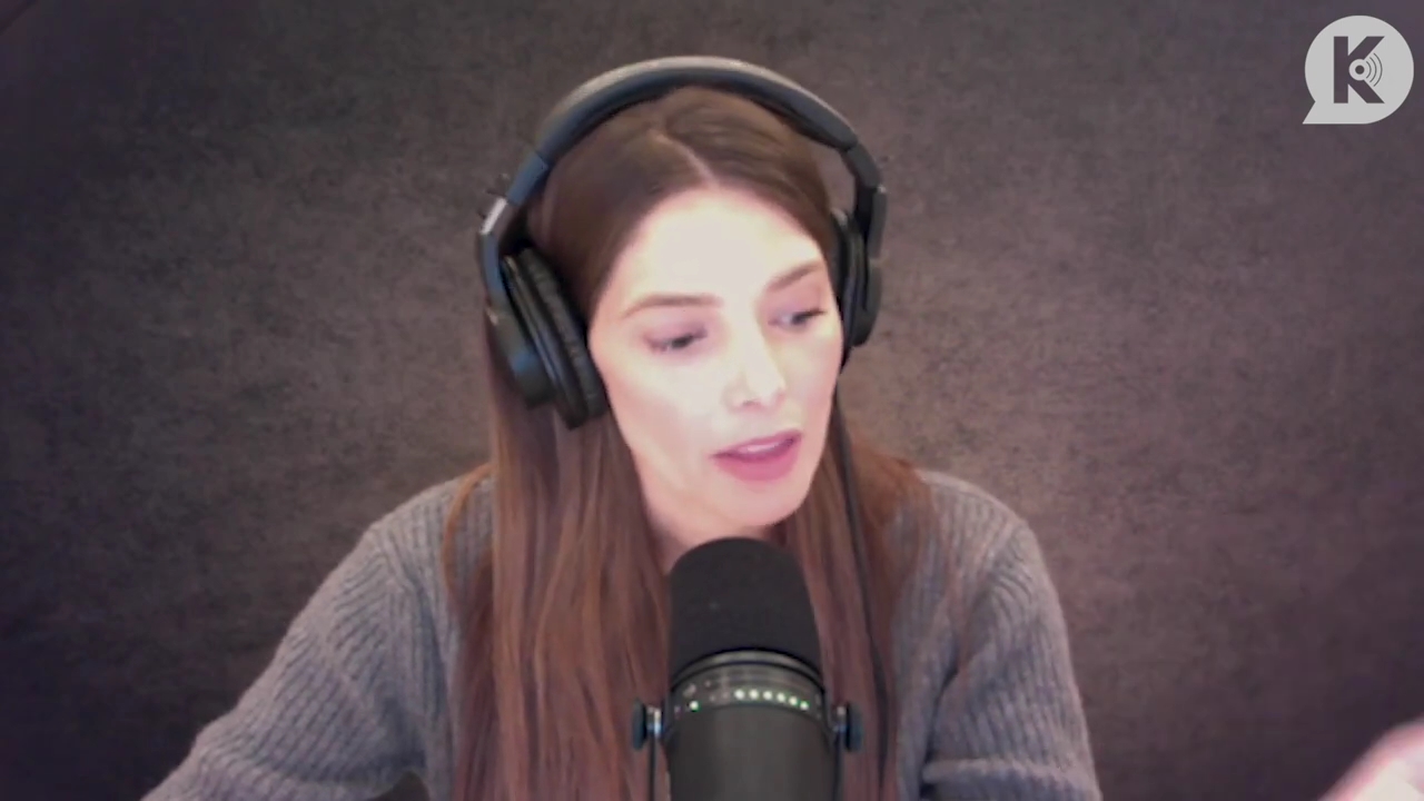 Ashley-Greene-dot-nl_TheTwilightEffect-PeterFacinelliLivestreamQA0068.jpg
