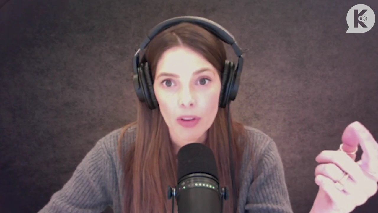 Ashley-Greene-dot-nl_TheTwilightEffect-PeterFacinelliLivestreamQA0070.jpg
