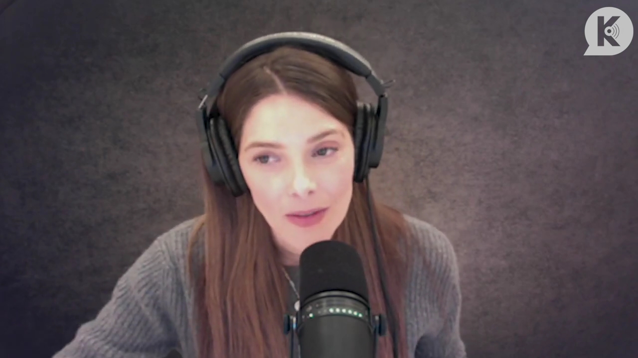 Ashley-Greene-dot-nl_TheTwilightEffect-PeterFacinelliLivestreamQA0089.jpg