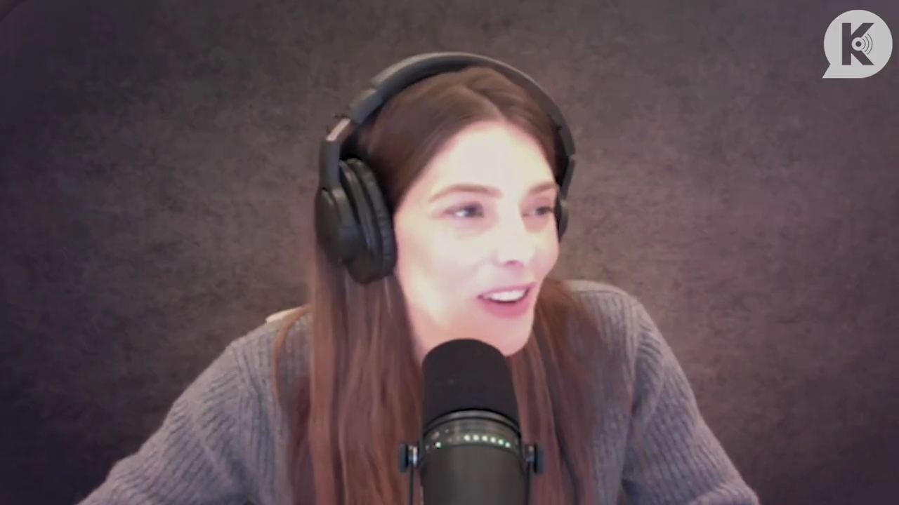 Ashley-Greene-dot-nl_TheTwilightEffect-PeterFacinelliLivestreamQA0095.jpg
