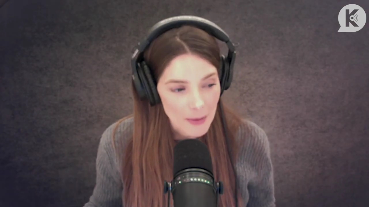 Ashley-Greene-dot-nl_TheTwilightEffect-PeterFacinelliLivestreamQA0121.jpg