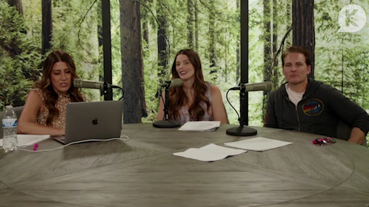 Ashley-Greene-dot-nl_TheTwilightEffect-PeterFacinelliLivestreamQA0270.jpg Ashley-Greene-dot-nl_TheTwilightEffect-PeterFacinelliLivestreamQA0270.jpg