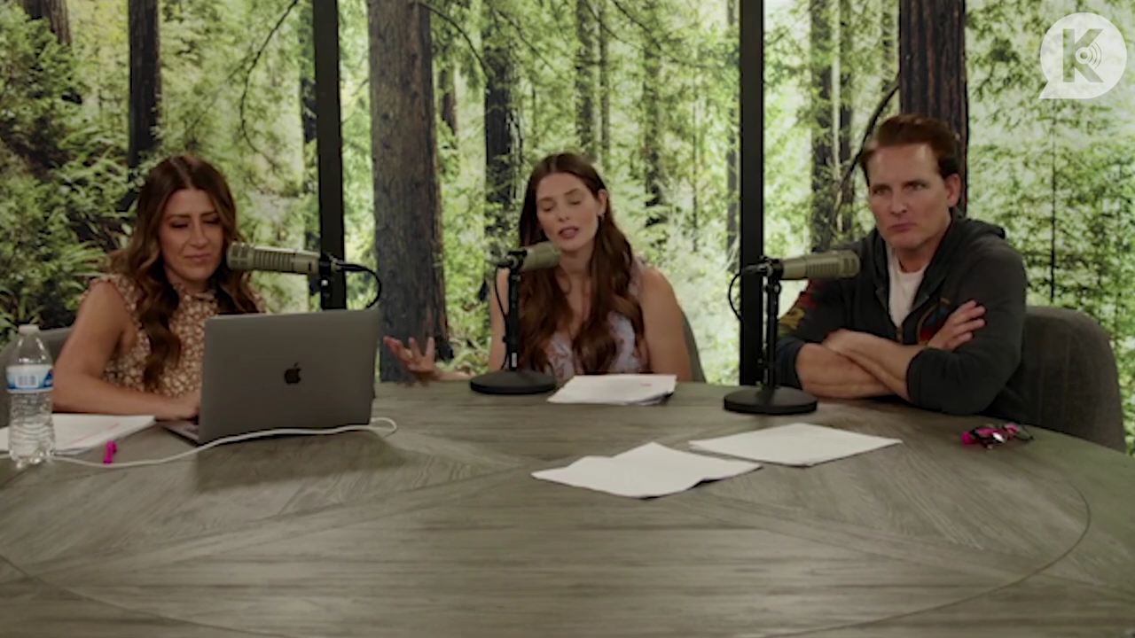 Ashley-Greene-dot-nl_TheTwilightEffect-PeterFacinelliLivestreamQA0297.jpg Ashley-Greene-dot-nl_TheTwilightEffect-PeterFacinelliLivestreamQA0297.jpg