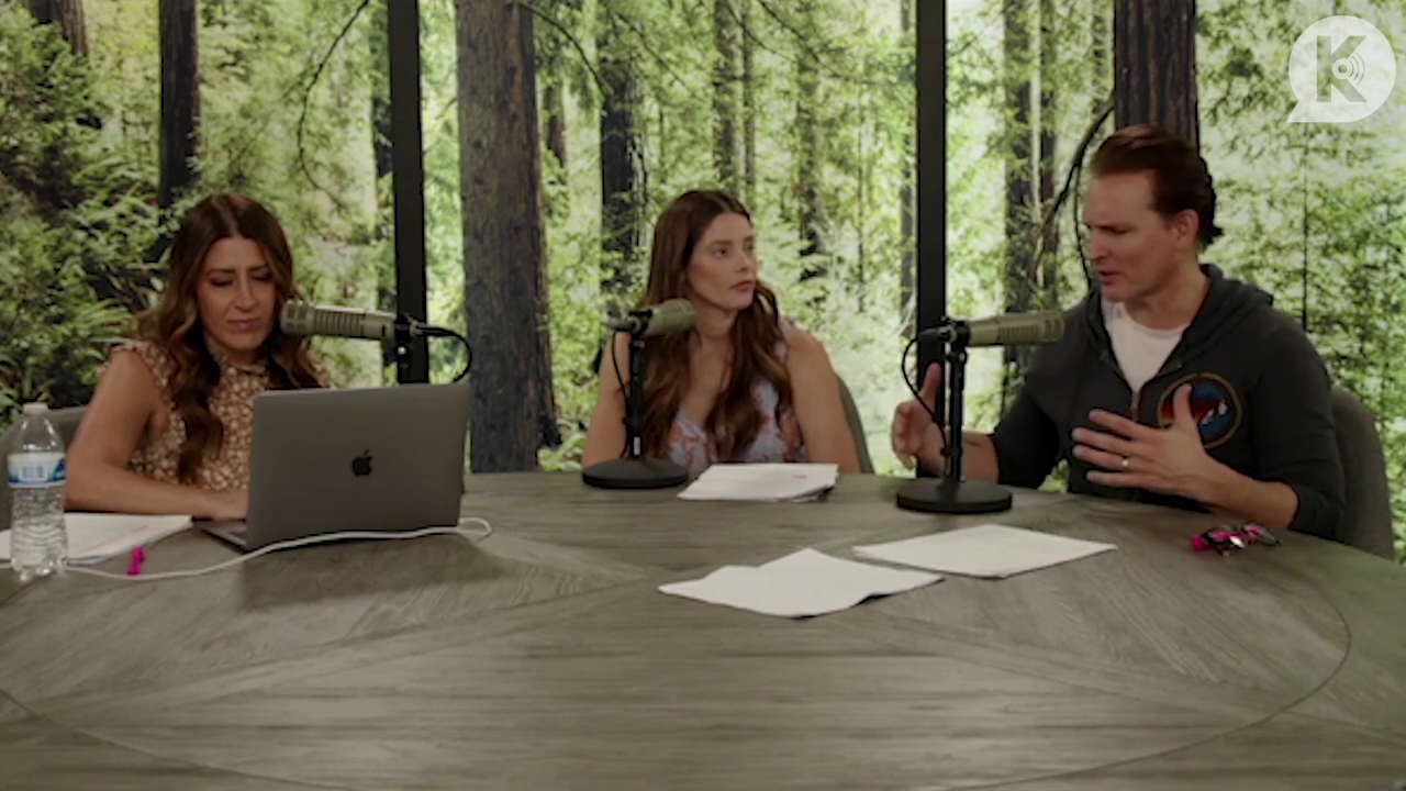 Ashley-Greene-dot-nl_TheTwilightEffect-PeterFacinelliLivestreamQA0327.jpg Ashley-Greene-dot-nl_TheTwilightEffect-PeterFacinelliLivestreamQA0327.jpg