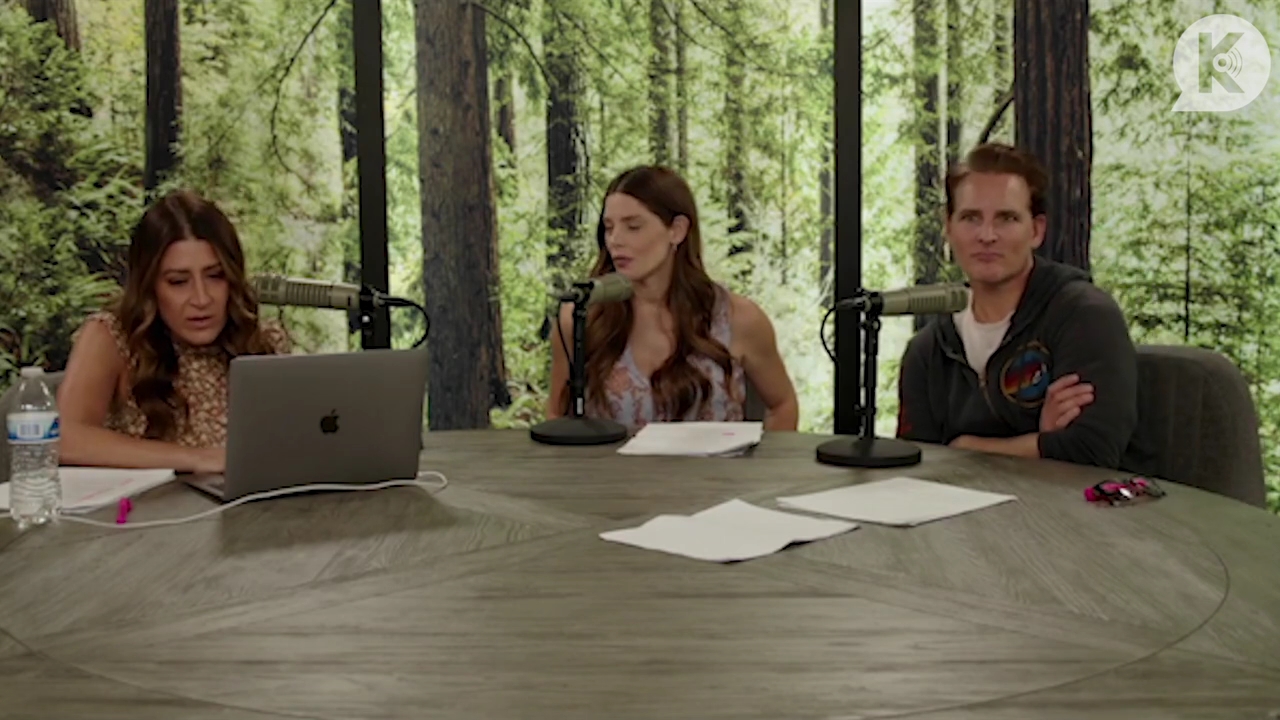 Ashley-Greene-dot-nl_TheTwilightEffect-PeterFacinelliLivestreamQA0377.jpg