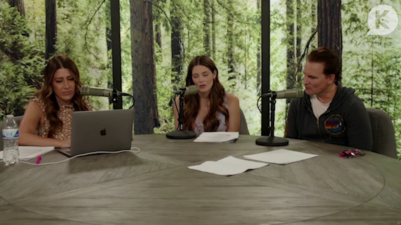 Ashley-Greene-dot-nl_TheTwilightEffect-PeterFacinelliLivestreamQA0412.jpg Ashley-Greene-dot-nl_TheTwilightEffect-PeterFacinelliLivestreamQA0412.jpg